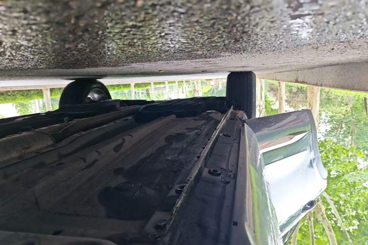 Used Geely Auto Monjaro L 2021 2.0TD DCT EVO Two-Wheel Drive Prestige Version Right Side Sill
