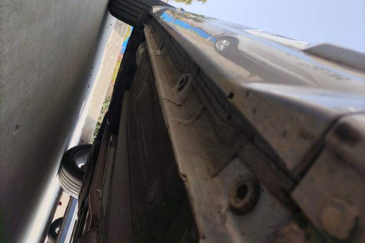 Used Geely Auto Monjaro L 2021 2.0TD DCT EVO Two-Wheel Drive Prestige Version Right Side Sill