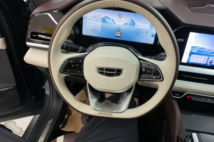 Used Geely Auto Monjaro L 2021 2.0TD DCT EVO Two-Wheel Drive Smart Luxury Version Steering Wheel