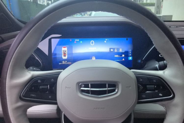 Used Geely Auto Monjaro L 2021 2.0TD DCT EVO Two-Wheel Drive Prestige Version Steering Wheel