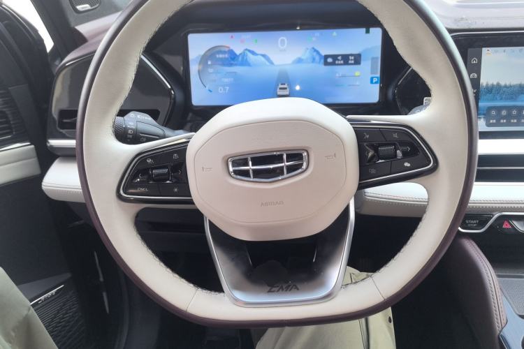 Used Geely Auto Monjaro L 2021 2.0TD DCT EVO Two-Wheel Drive Smart Luxury Version Steering Wheel