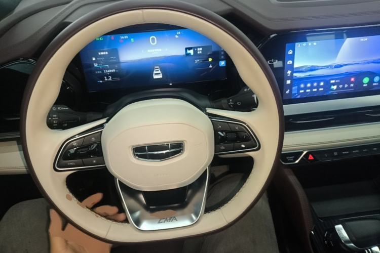 Used Geely Auto Monjaro L 2021 2.0TD DCT EVO Two-Wheel Drive Prestige Version Steering Wheel