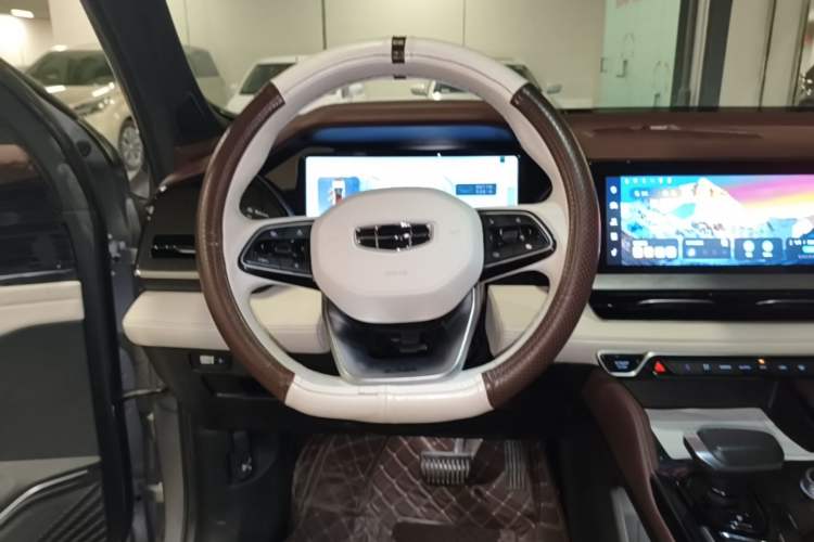 Used Geely Auto Monjaro L 2021 2.0TD DCT EVO Two-Wheel Drive Prestige Version Steering Wheel