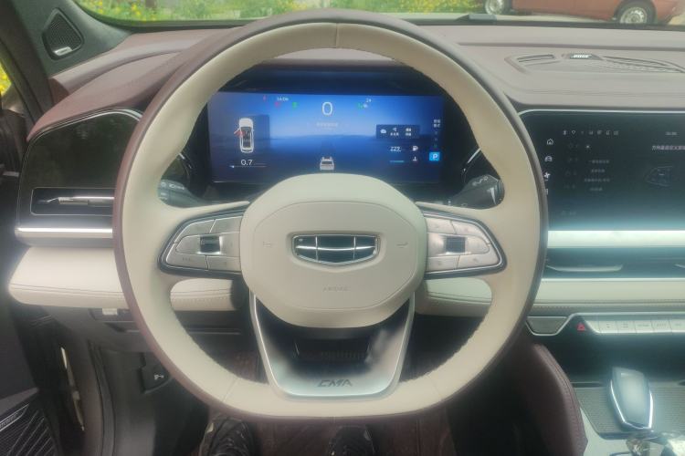Used Geely Auto Monjaro L 2021 2.0TD DCT EVO Two-Wheel Drive Smart Luxury Version Steering Wheel