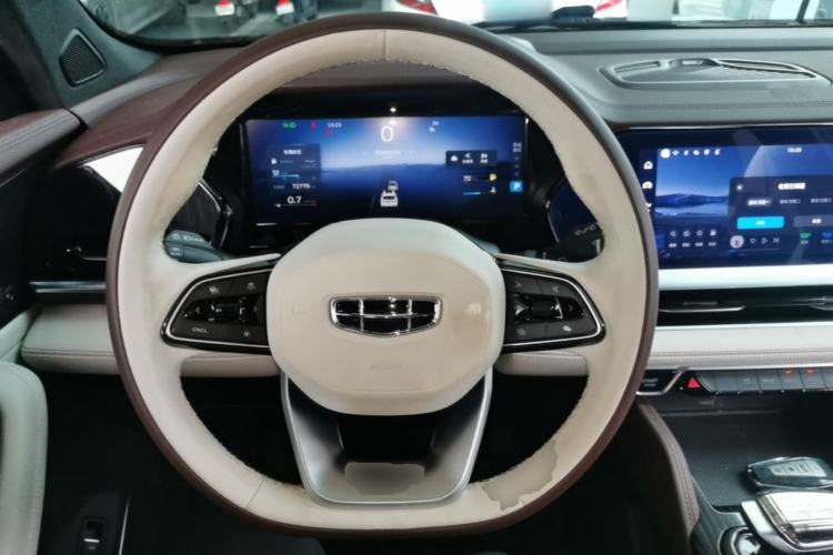 Used Geely Auto Monjaro L 2021 2.0TD DCT EVO Two-Wheel Drive Prestige Version Steering Wheel