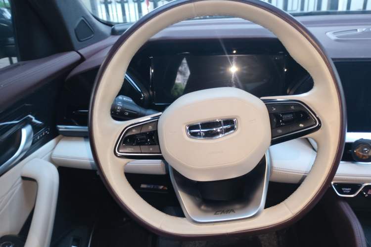 Used Geely Auto Monjaro L 2021 2.0TD DCT EVO Two-Wheel Drive Prestige Version Steering Wheel
