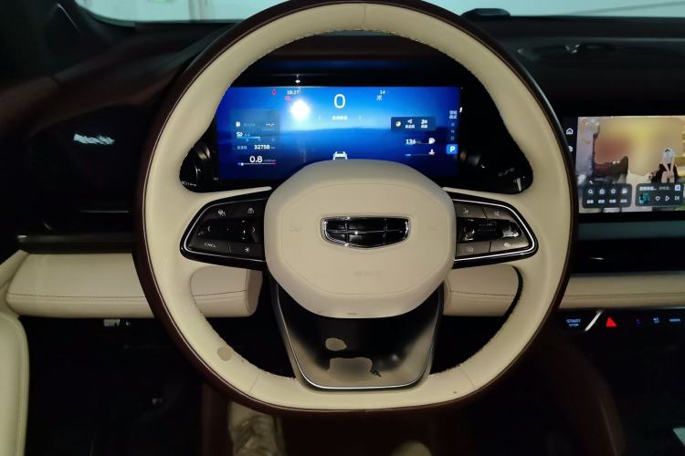 Used Geely Auto Monjaro L 2021 2.0TD DCT EVO Two-Wheel Drive Prestige Version Steering Wheel