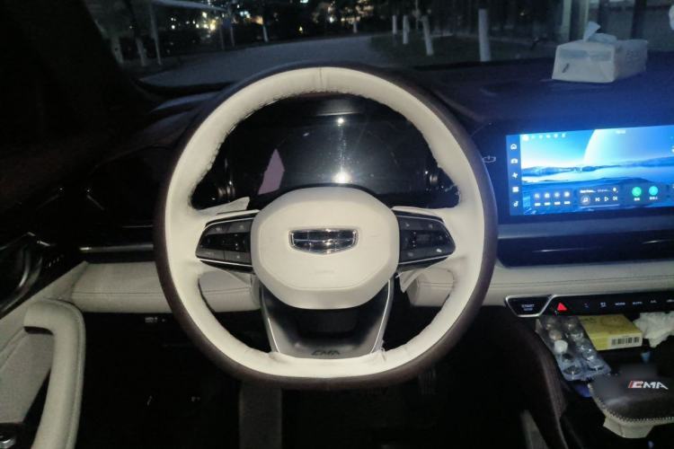 Used Geely Auto Monjaro L 2021 2.0TD DCT EVO Two-Wheel-Drive Flagship Version Steering Wheel