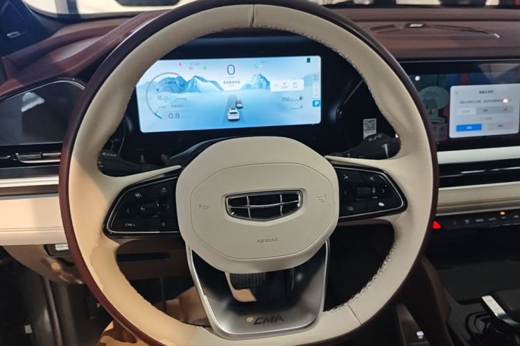 Used Geely Auto Monjaro L 2021 2.0TD DCT EVO Two-Wheel Drive Smart Luxury Version Steering Wheel
