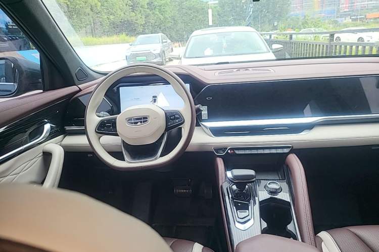 Used Geely Auto Monjaro L 2021 2.0TD DCT EVO Two-Wheel Drive Prestige Version Steering Wheel