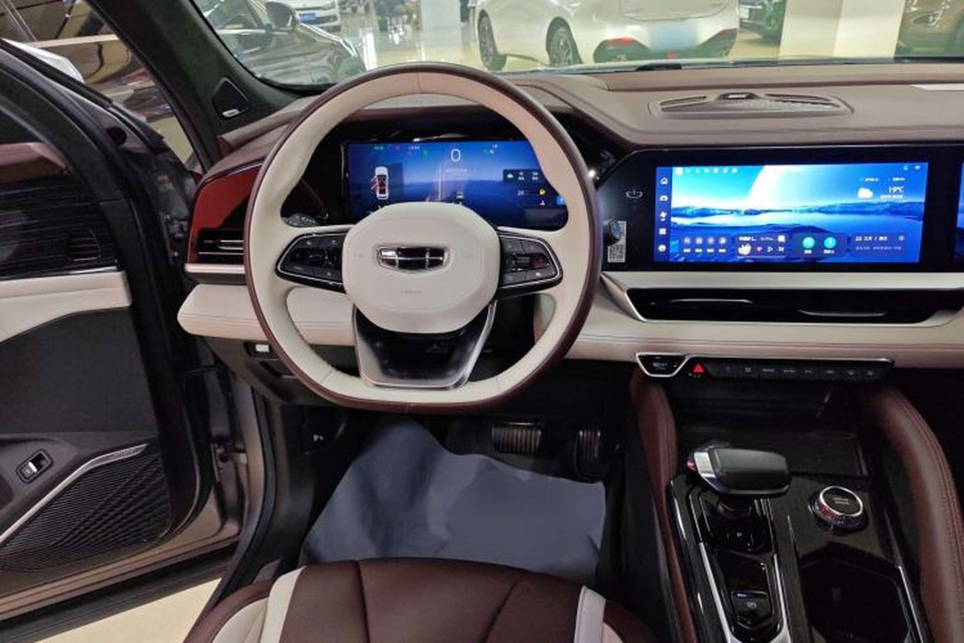 Used Geely Auto Monjaro L 2021 2.0TD DCT EVO Two-Wheel Drive Smart Luxury Version Steering Wheel