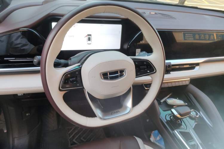 Used Geely Auto Monjaro L 2021 2.0TD High-Power Automatic All-Wheel Drive Luxury Version Steering Wheel