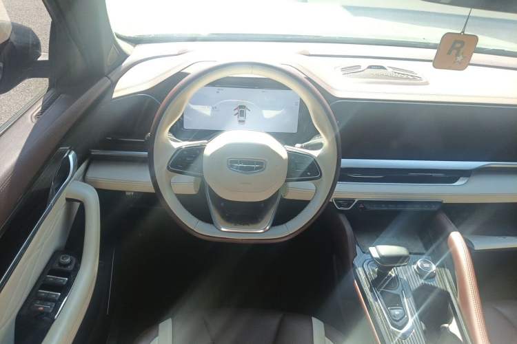 Used Geely Auto Monjaro L 2021 2.0TD DCT EVO Two-Wheel Drive Prestige Version Steering Wheel