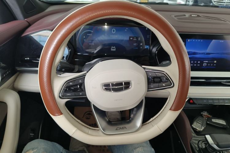 Used Geely Auto Monjaro L 2021 2.0TD DCT EVO Two-Wheel Drive Prestige Version Steering Wheel
