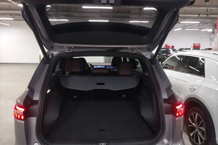 Used Geely Auto Monjaro L 2021 2.0TD DCT EVO Two-Wheel Drive Prestige Version Trunk