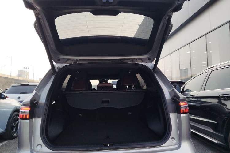 Used Geely Auto Monjaro L 2021 2.0TD DCT EVO Two-Wheel Drive Prestige Version Trunk