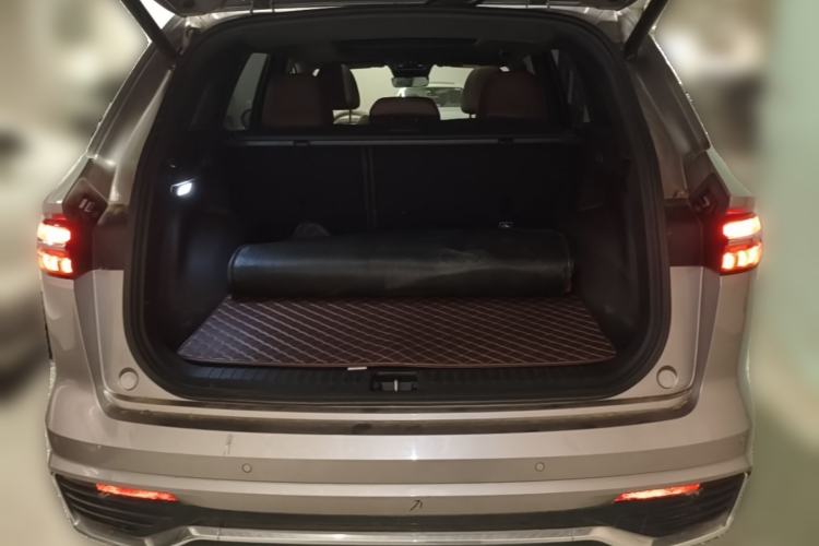 Used Geely Auto Monjaro L 2021 2.0TD DCT EVO Two-Wheel Drive Prestige Version Trunk