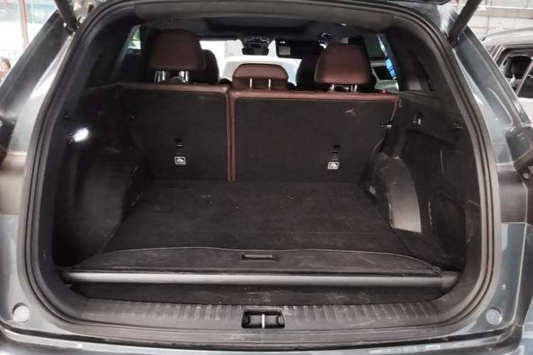 Used Geely Auto Monjaro L 2021 2.0TD DCT EVO Two-Wheel Drive Smart Luxury Version Trunk