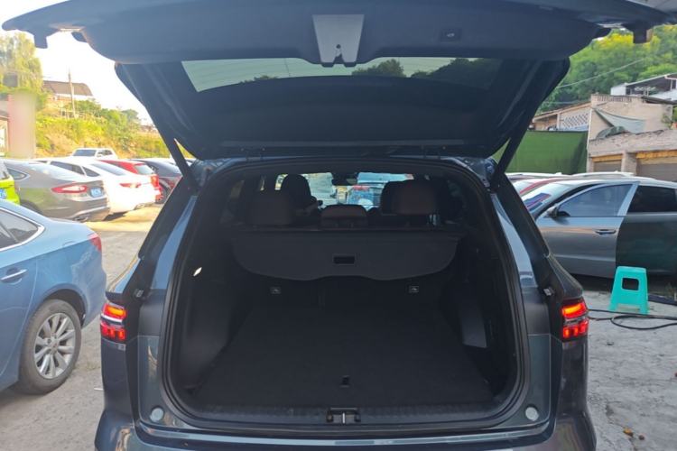 Used Geely Auto Monjaro L 2021 2.0TD DCT EVO Two-Wheel Drive Smart Luxury Version Trunk