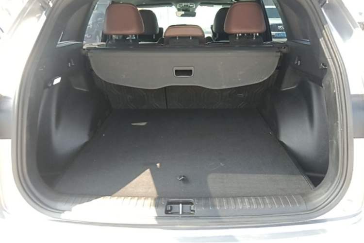 Used Geely Auto Monjaro L 2021 2.0TD DCT EVO Two-Wheel Drive Prestige Version Trunk