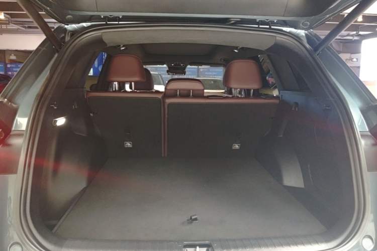 Used Geely Auto Monjaro L 2021 2.0TD DCT EVO Two-Wheel Drive Smart Luxury Version Trunk