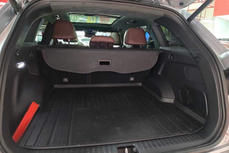 Used Geely Auto Monjaro L 2021 2.0TD DCT EVO Two-Wheel Drive Smart Luxury Version Trunk