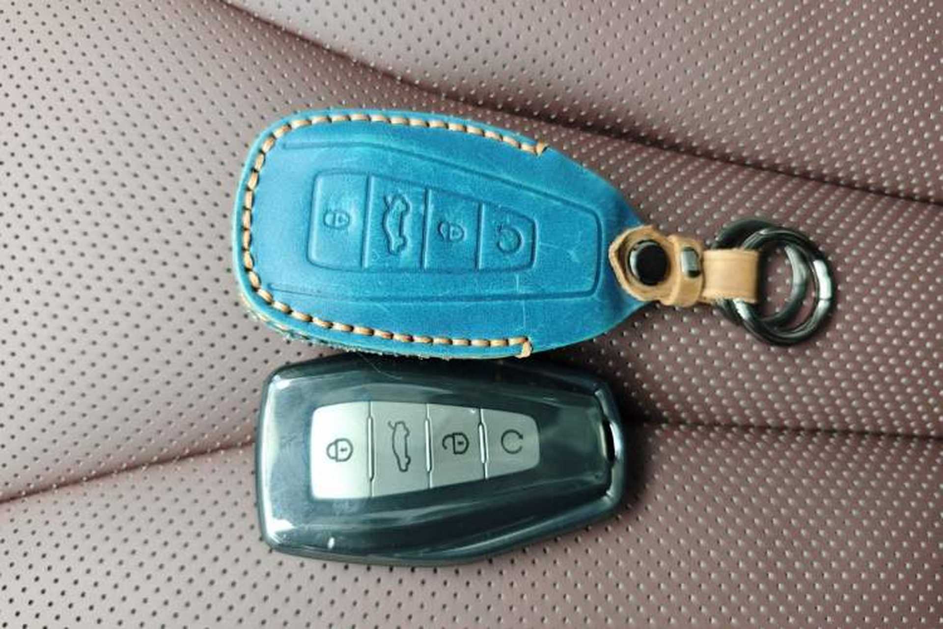 Used Geely Auto Monjaro L 2021 2.0TD DCT EVO Two-Wheel Drive Smart Luxury Version Vehicle Key