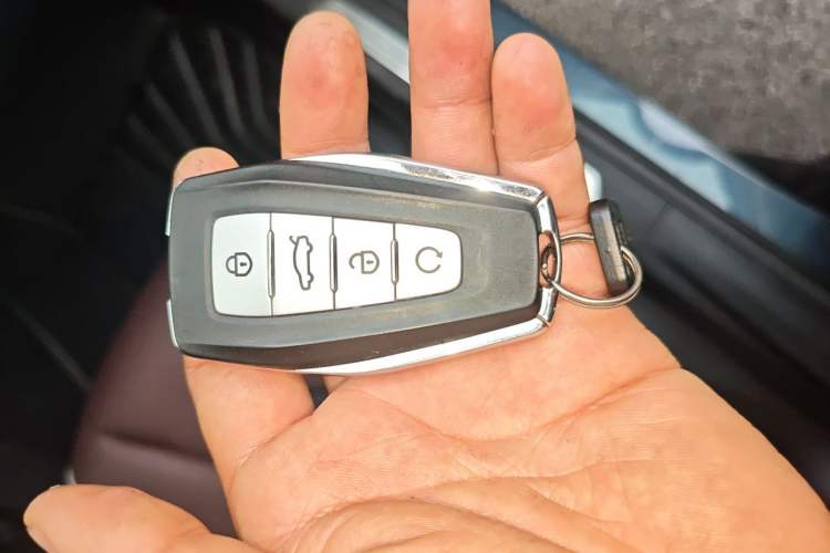 Used Geely Auto Monjaro L 2021 2.0TD High-Power Automatic All-Wheel-Drive Flagship Version Vehicle Key
