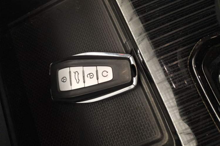 Used Geely Auto Monjaro L 2021 2.0TD DCT EVO Two-Wheel Drive Prestige Version Vehicle Key