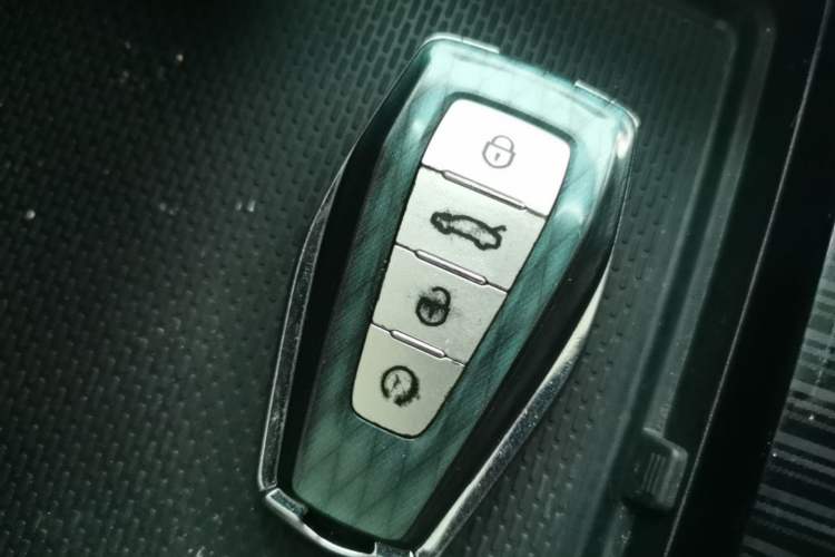 Used Geely Auto Monjaro L 2021 2.0TD DCT EVO Two-Wheel Drive Prestige Version Vehicle Key