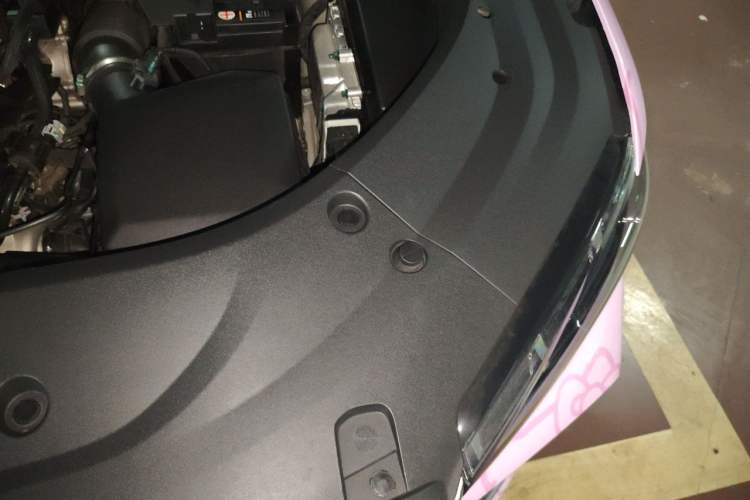 Used Geely Auto Monjaro L 2021 2.0TD DCT EVO Two-Wheel Drive Prestige Version Engine Bay Left