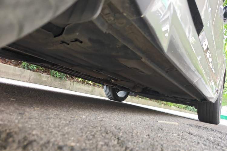 Used Geely Auto Monjaro L 2021 2.0TD DCT EVO Two-Wheel Drive Prestige Version Chassis Rear Right