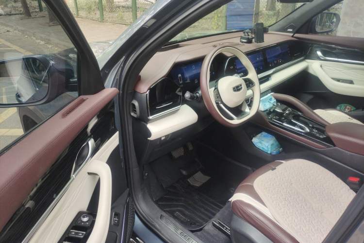 Used Geely Auto Monjaro L 2021 2.0TD High-Power Automatic All-Wheel-Drive Flagship Version Driver Seat
