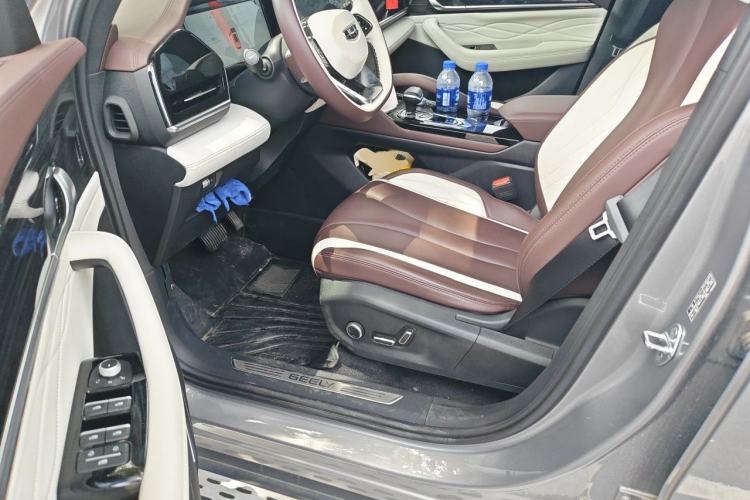 Used Geely Auto Monjaro L 2021 2.0TD DCT EVO Two-Wheel Drive Prestige Version Driver Seat