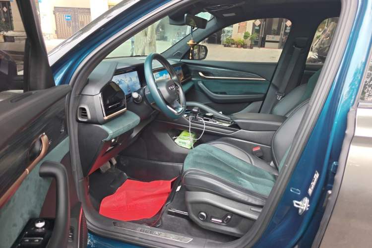 Used Geely Auto Monjaro L 2021 2.0TD DCT EVO Two-Wheel Drive Prestige Version Driver Seat