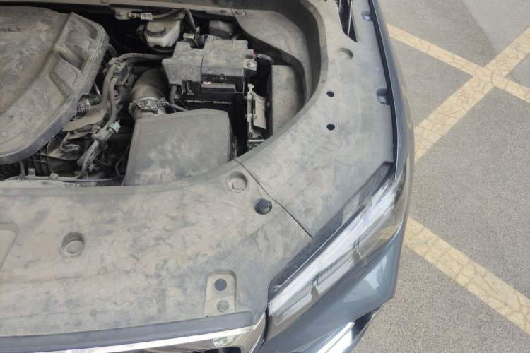 Used Geely Auto Monjaro L 2021 2.0TD High-Power Automatic All-Wheel-Drive Flagship Version Engine Bay Left