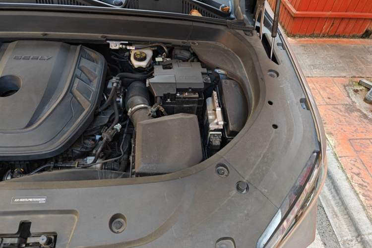 Used Geely Auto Monjaro L 2021 2.0TD DCT EVO Two-Wheel-Drive Flagship Version Engine Bay Left