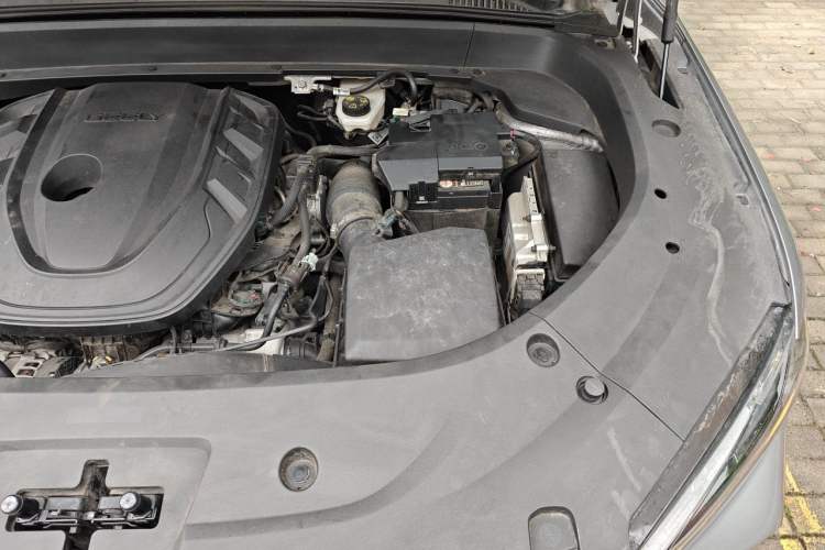 Used Geely Auto Monjaro L 2021 2.0TD DCT EVO Two-Wheel Drive Smart Luxury Version Engine Bay Left