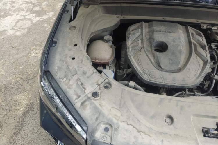 Used Geely Auto Monjaro L 2021 2.0TD High-Power Automatic All-Wheel-Drive Flagship Version Engine Bay Right