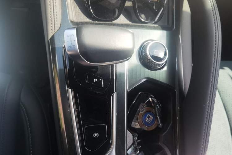 Used Geely Auto Monjaro L 2021 2.0TD DCT EVO Two-Wheel Drive Smart Luxury Version Gear Lever