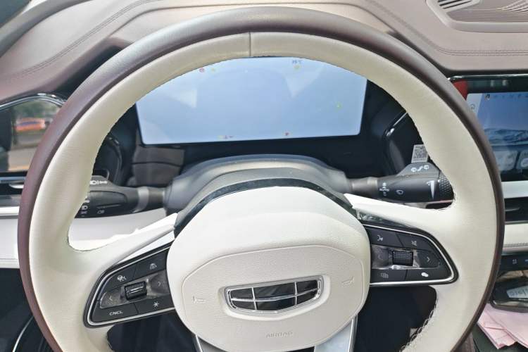 Used Geely Auto Monjaro L 2021 2.0TD DCT EVO Two-Wheel Drive Prestige Version Instrument Cluster