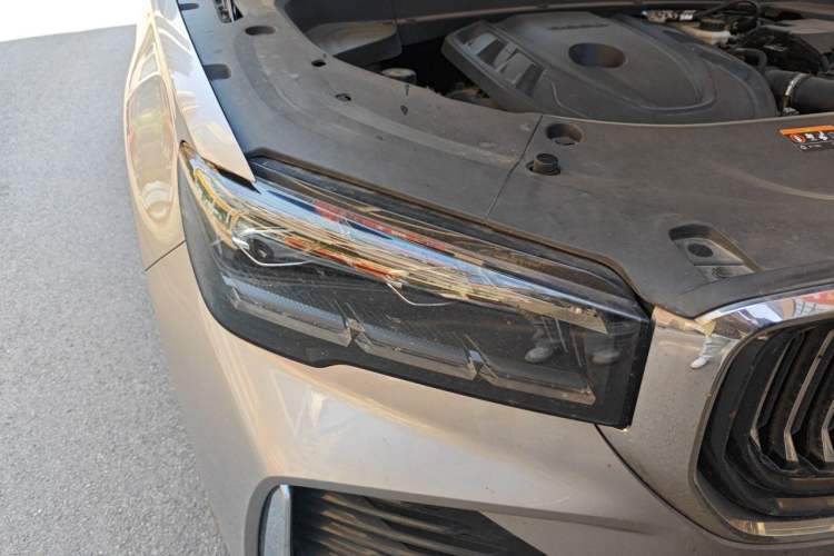 Used Geely Auto Monjaro L 2021 2.0TD DCT EVO Two-Wheel-Drive Flagship Version Right Front Headlight