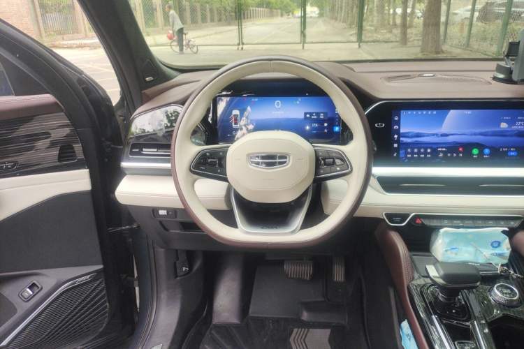 Used Geely Auto Monjaro L 2021 2.0TD High-Power Automatic All-Wheel-Drive Flagship Version Steering Wheel