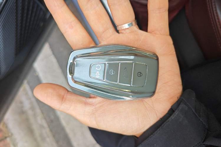 Used Geely Auto Monjaro L 2021 2.0TD DCT EVO Two-Wheel-Drive Flagship Version Vehicle Key