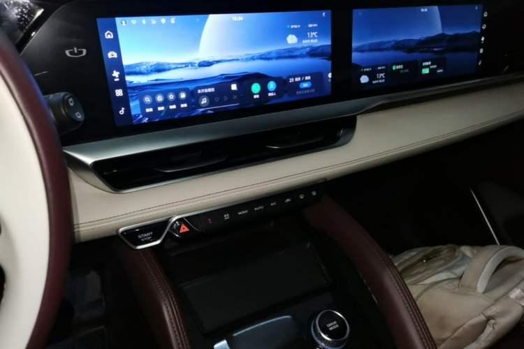 Used Geely Auto Monjaro L 2021 2.0TD DCT EVO Two-Wheel-Drive Flagship Version Audio And AC Panel