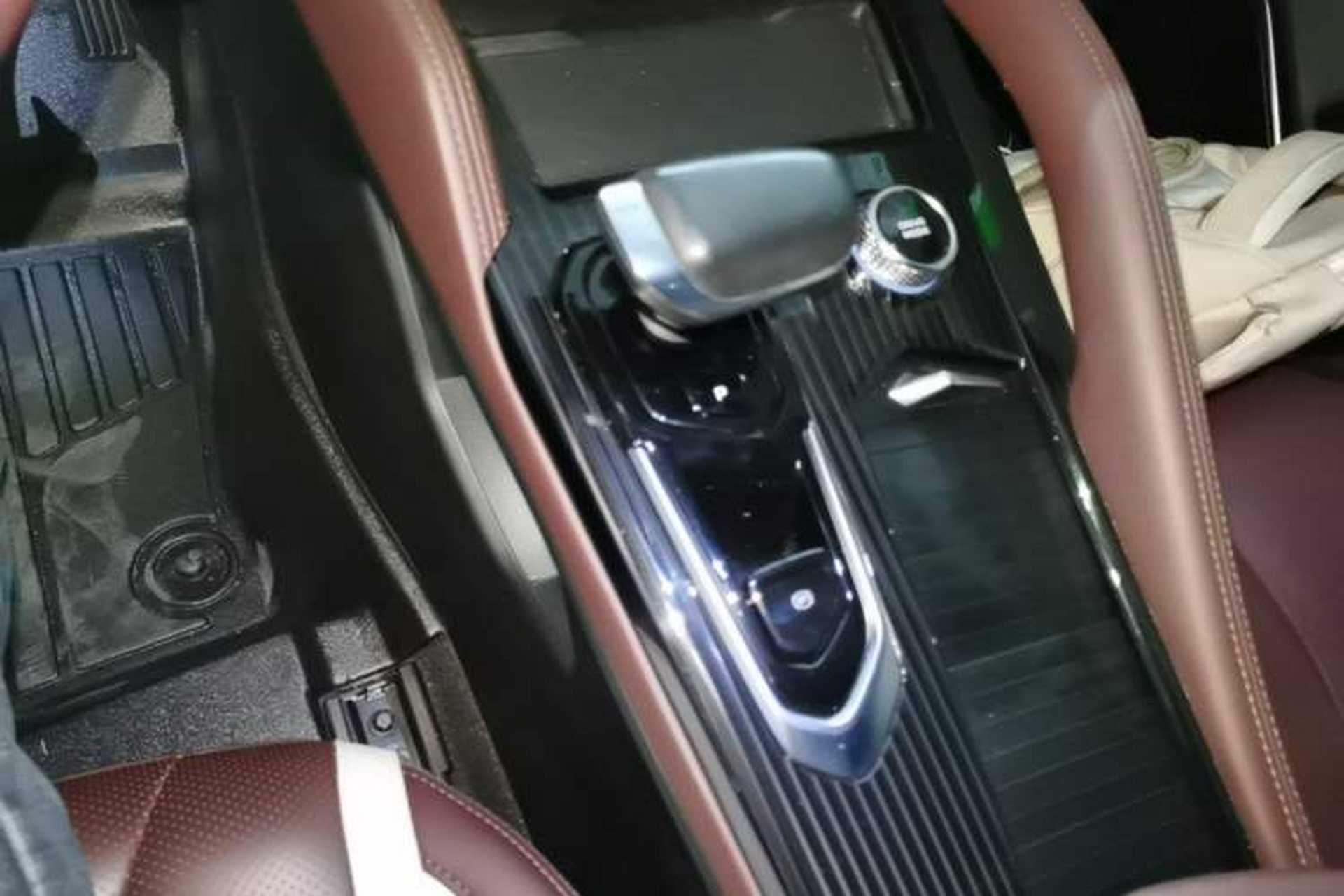 Used Geely Auto Monjaro L 2021 2.0TD DCT EVO Two-Wheel-Drive Flagship Version Gear Lever