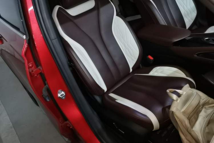 Used Geely Auto Monjaro L 2021 2.0TD DCT EVO Two-Wheel-Drive Flagship Version Right Front Seat