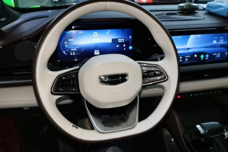 Used Geely Auto Monjaro L 2021 2.0TD DCT EVO Two-Wheel-Drive Flagship Version Steering Wheel