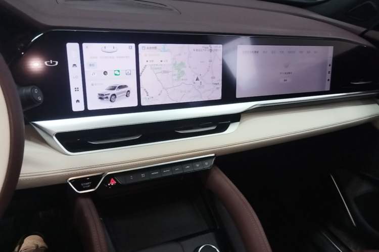 Used Geely Auto Monjaro L 2021 2.0TD DCT EVO Two-Wheel Drive Prestige Version Audio And AC Panel