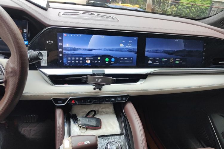 Used Geely Auto Monjaro L 2021 2.0TD High-Power Automatic All-Wheel Drive Luxury Version Audio And AC Panel